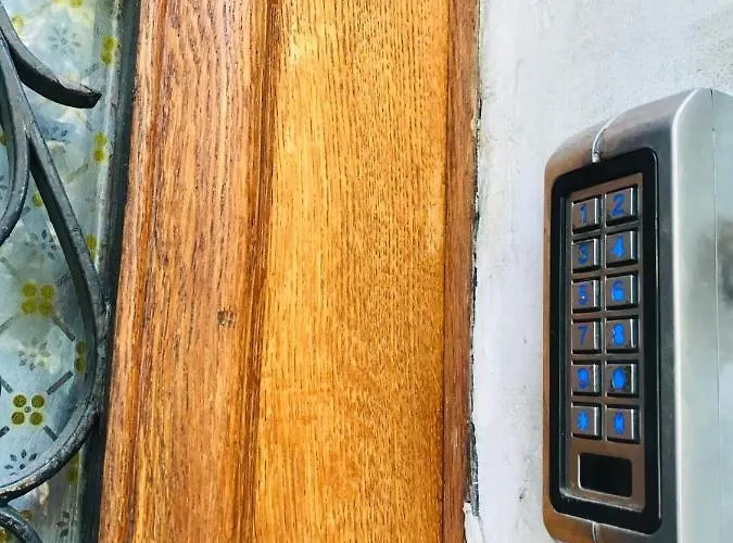 Apartment Proche Du Centre Et Des Thermes