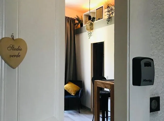 Proche Du Centre Et Des Thermes